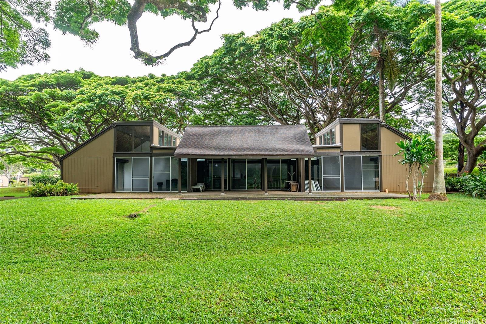 Club View Gardens Clubhouse townhouse # 2-201, Kaneohe, Hawaii - photo 24 of 24