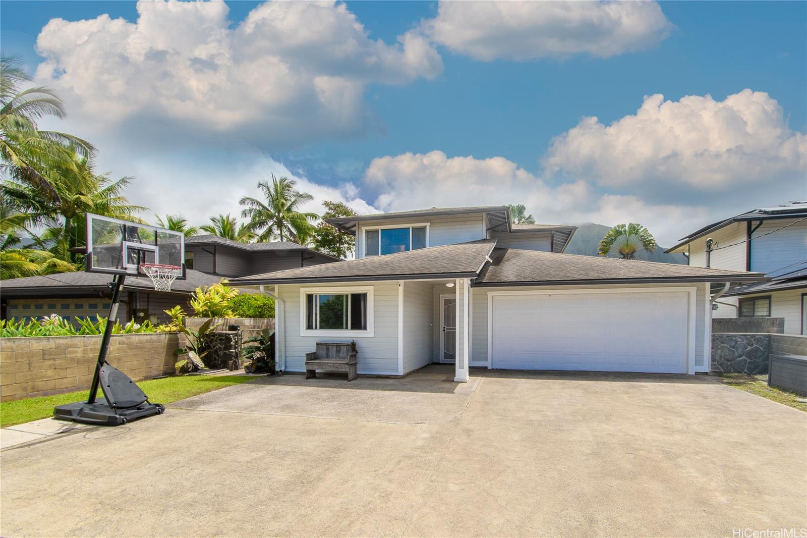 47-784  Kamehameha Hwy Kaalaea, Kaneohe home - photo 2 of 19