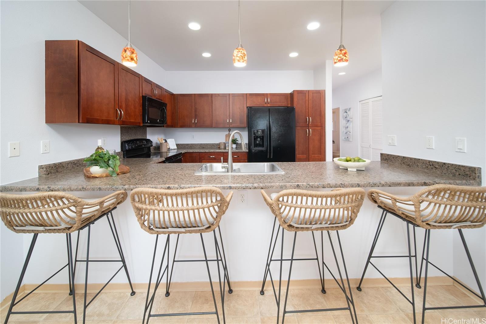 Mehana at Kapolei townhouse # 107, Kapolei, Hawaii - photo 5 of 25