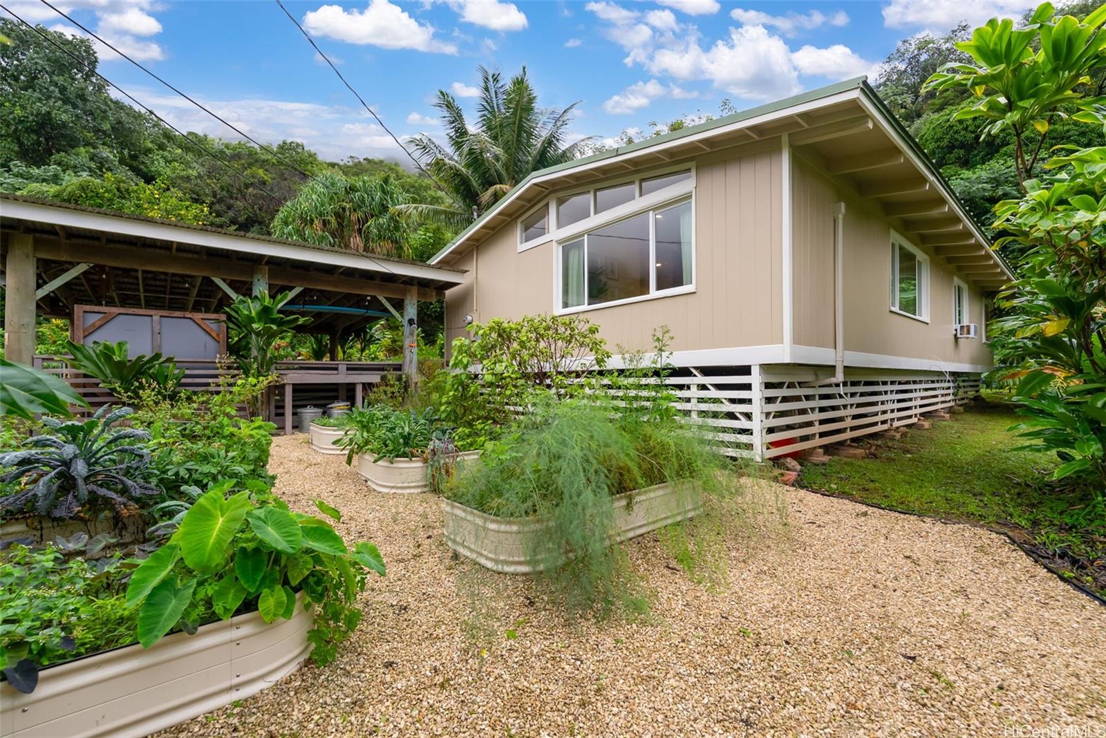 47-806  Ahuimanu Road Ahuimanu Area, Kaneohe home - photo 16 of 19