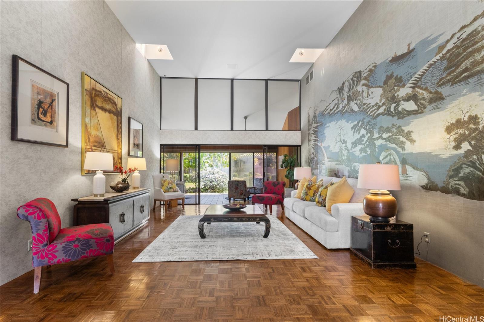 4781  Aukai Ave Kahala Area, Diamond Head home - photo 2 of 24