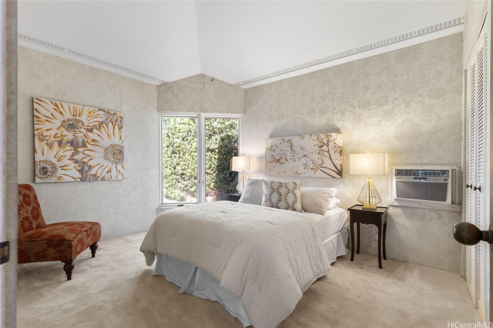 4781  Aukai Ave Kahala Area, Diamond Head home - photo 15 of 24