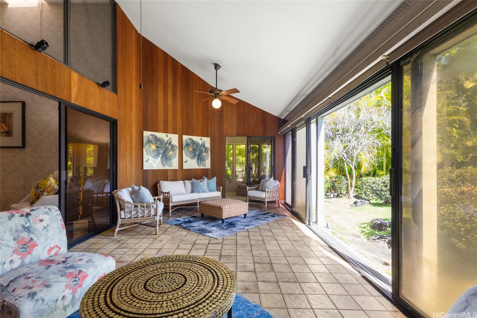 4781  Aukai Ave Kahala Area, Diamond Head home - photo 7 of 24