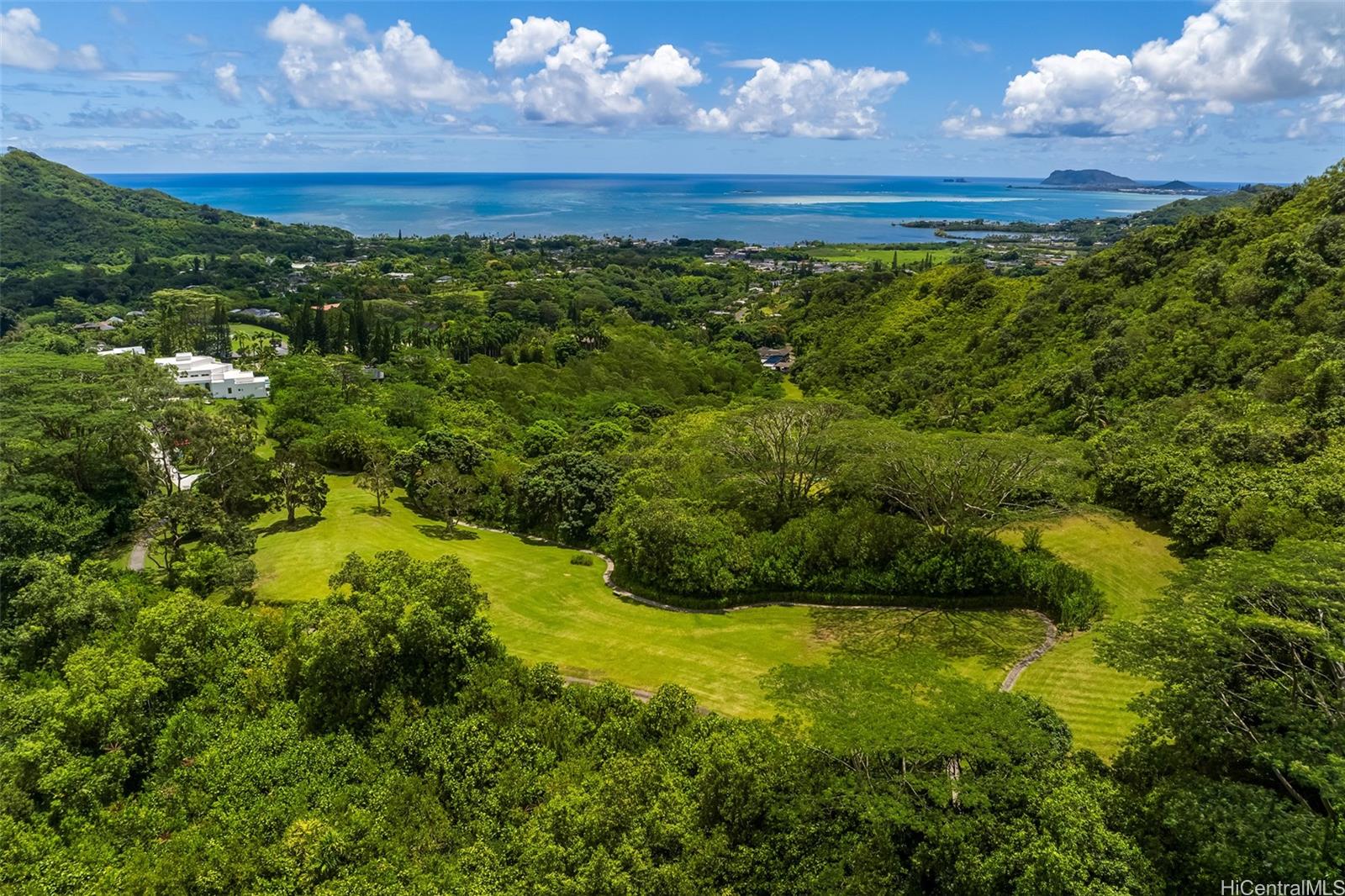 47-958  Kamakoi Road Kaalaea, Kaneohe home - photo 4 of 25