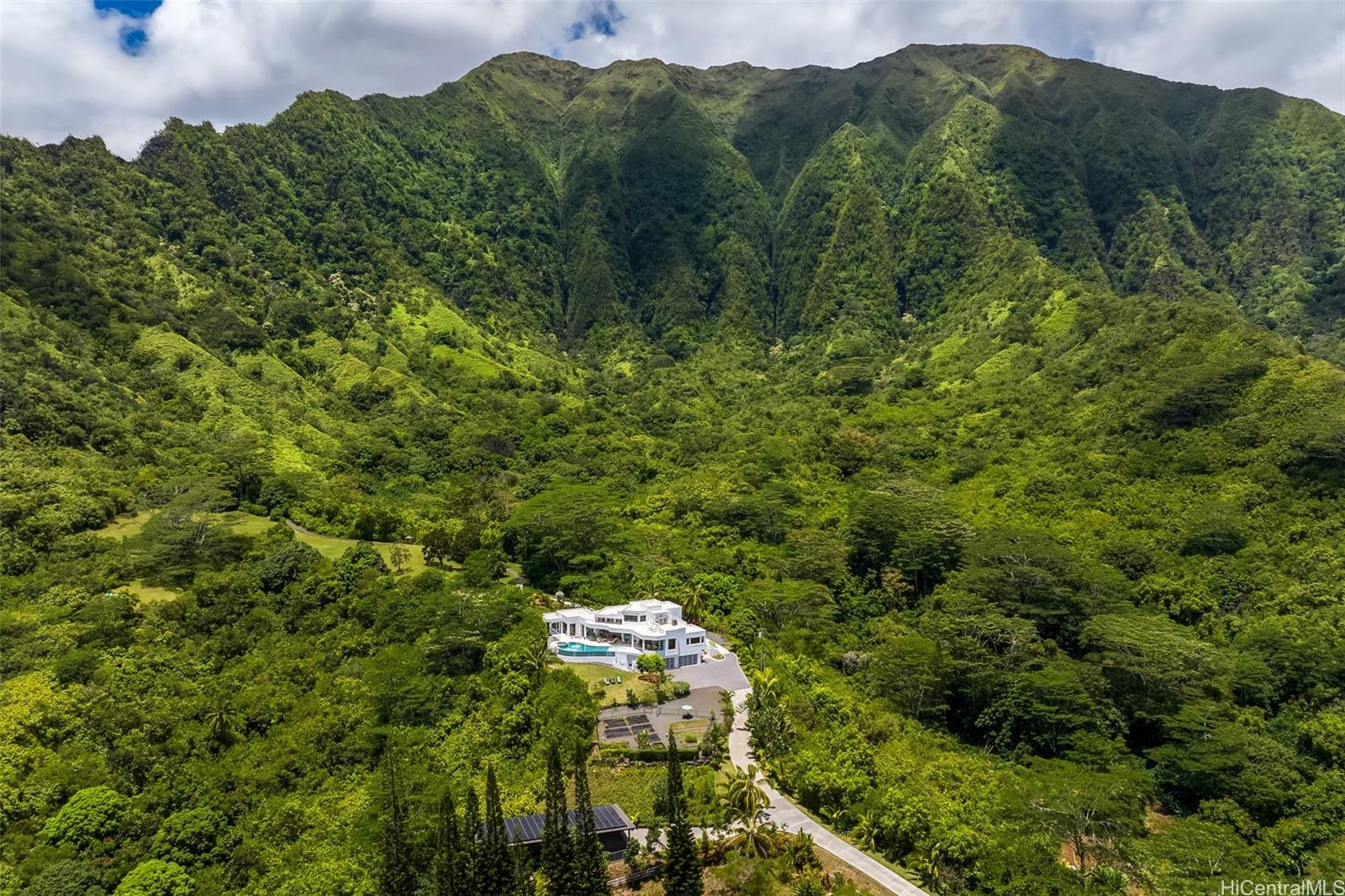 47-958  Kamakoi Road Kaalaea, Kaneohe home - photo 5 of 25