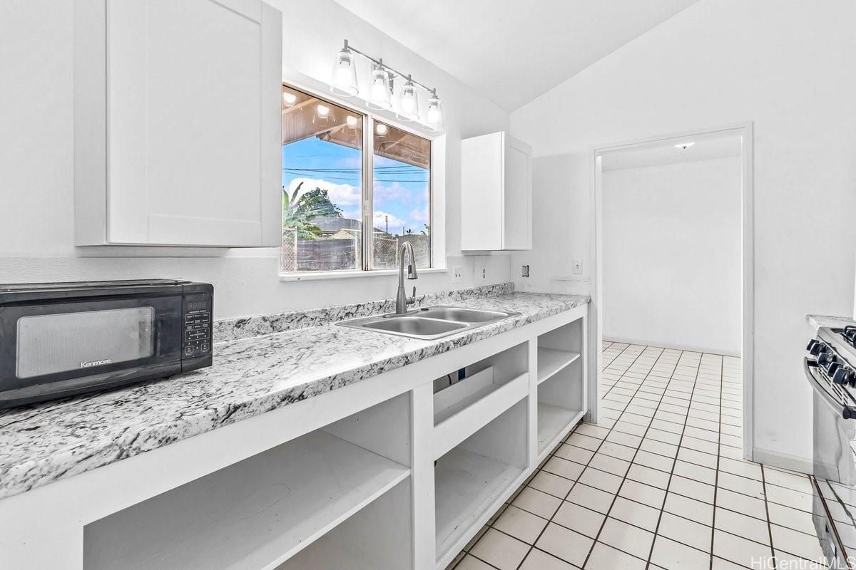 4806 Iiwi Road Kapaa - Multi-family - photo 4 of 25