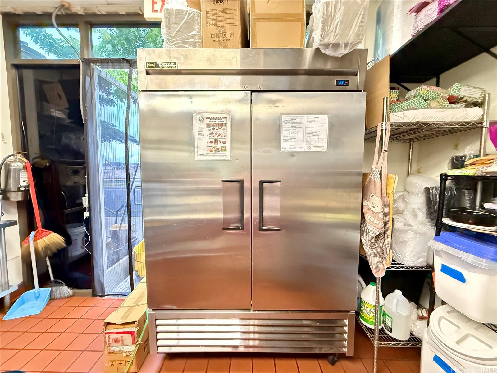 4850 Kapolei Pkwy   - photo 15 of 20