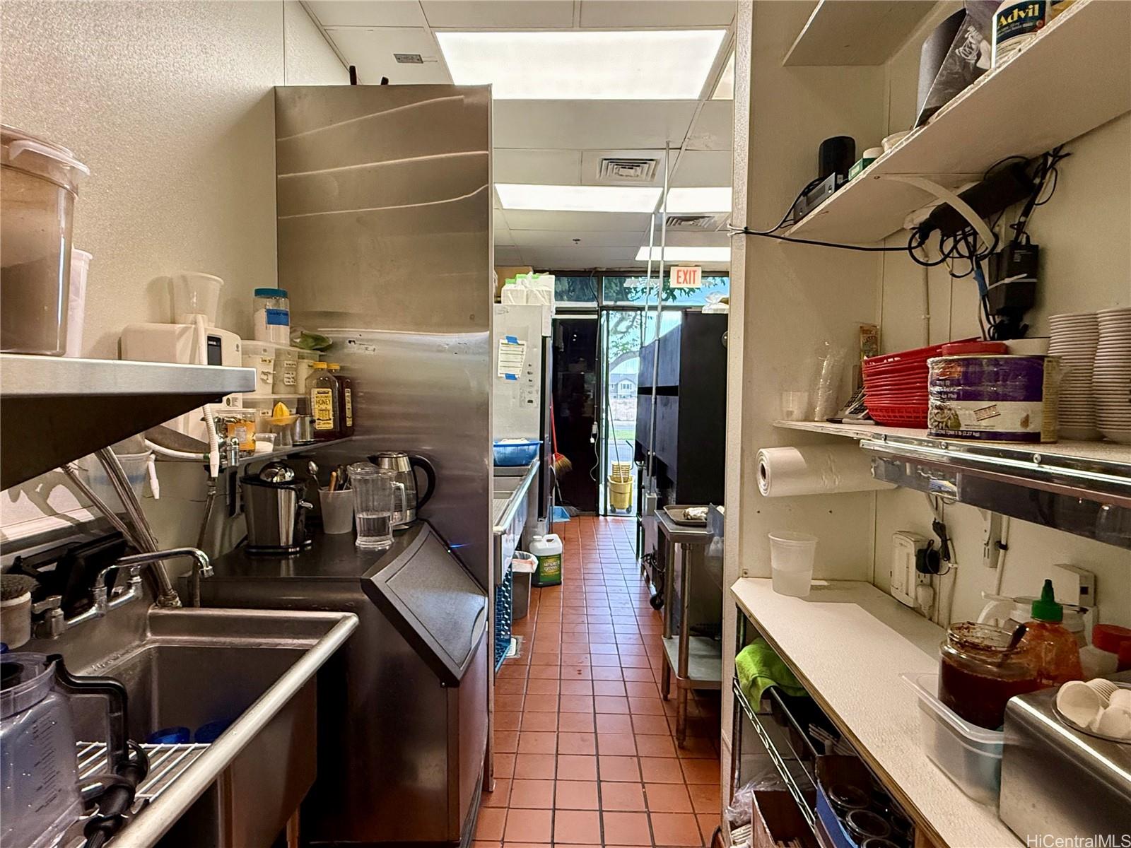 4850 Kapolei Pkwy   - photo 10 of 20