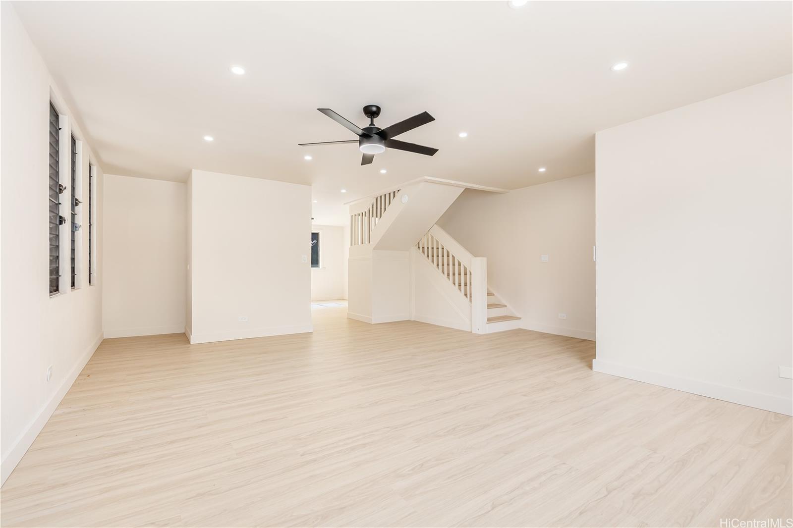 486 Kawaihae Street townhouse # C, Honolulu, Hawaii - photo 11 of 25