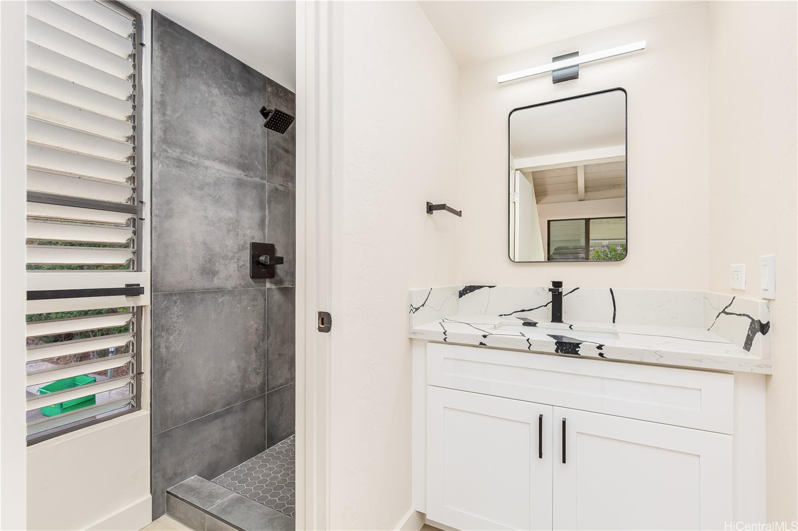 486 Kawaihae Street townhouse # C, Honolulu, Hawaii - photo 20 of 25