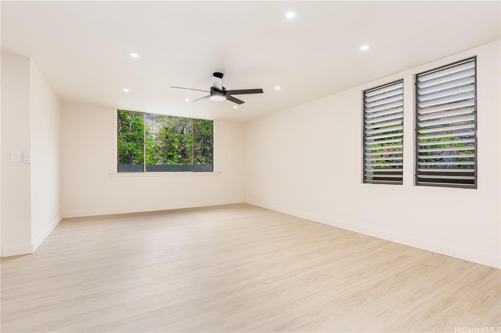 486 Kawaihae Street townhouse # C, Honolulu, Hawaii - photo 6 of 25