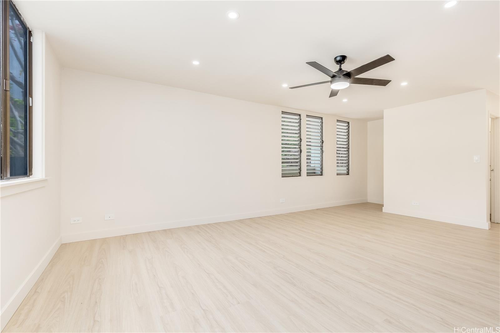 486 Kawaihae Street townhouse # C, Honolulu, Hawaii - photo 10 of 25