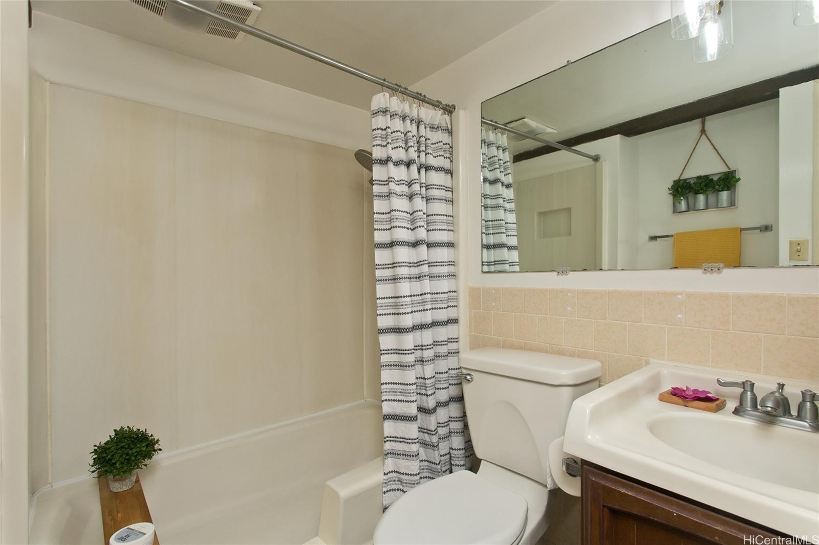 486 Kawaihae Street townhouse # D, Honolulu, Hawaii - photo 20 of 23