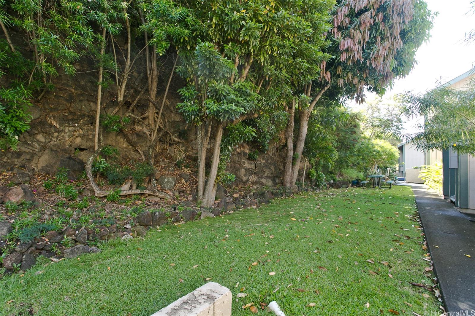 486 Kawaihae Street townhouse # D, Honolulu, Hawaii - photo 22 of 23
