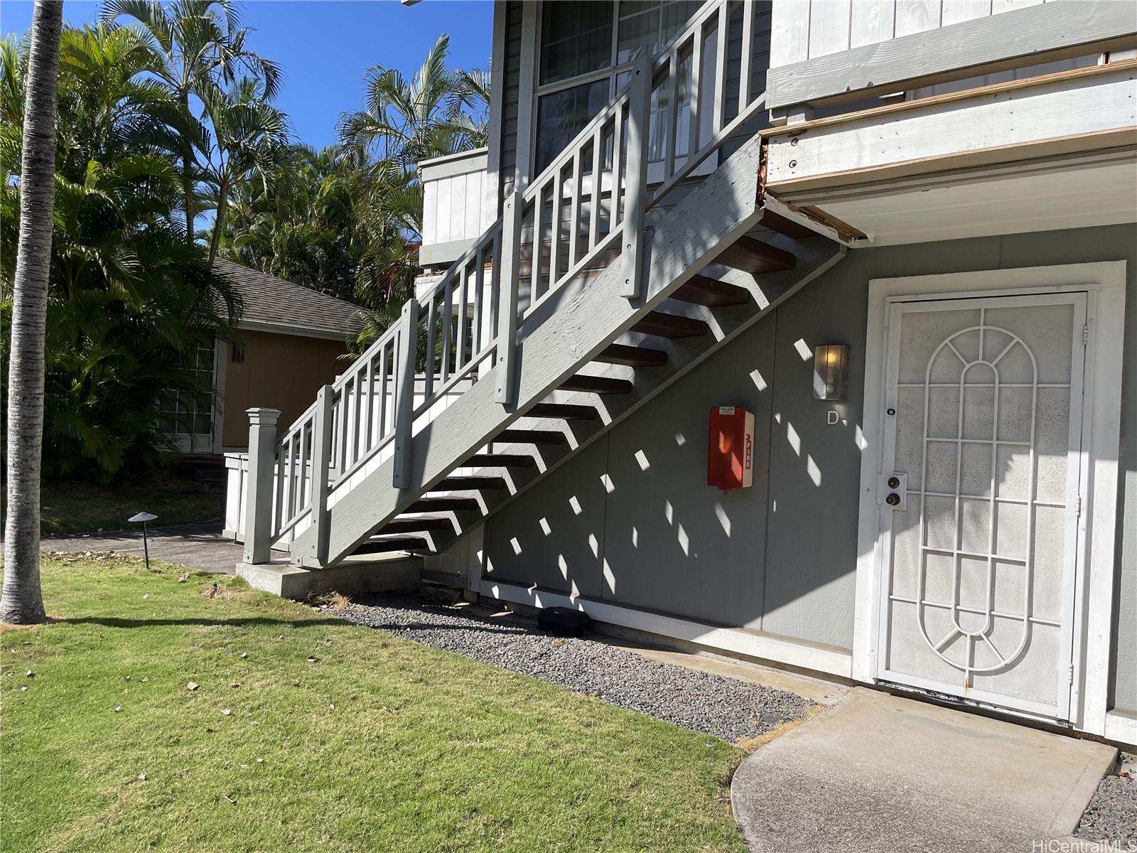 493 Mananai Pl Honolulu - Rental - photo 3 of 15