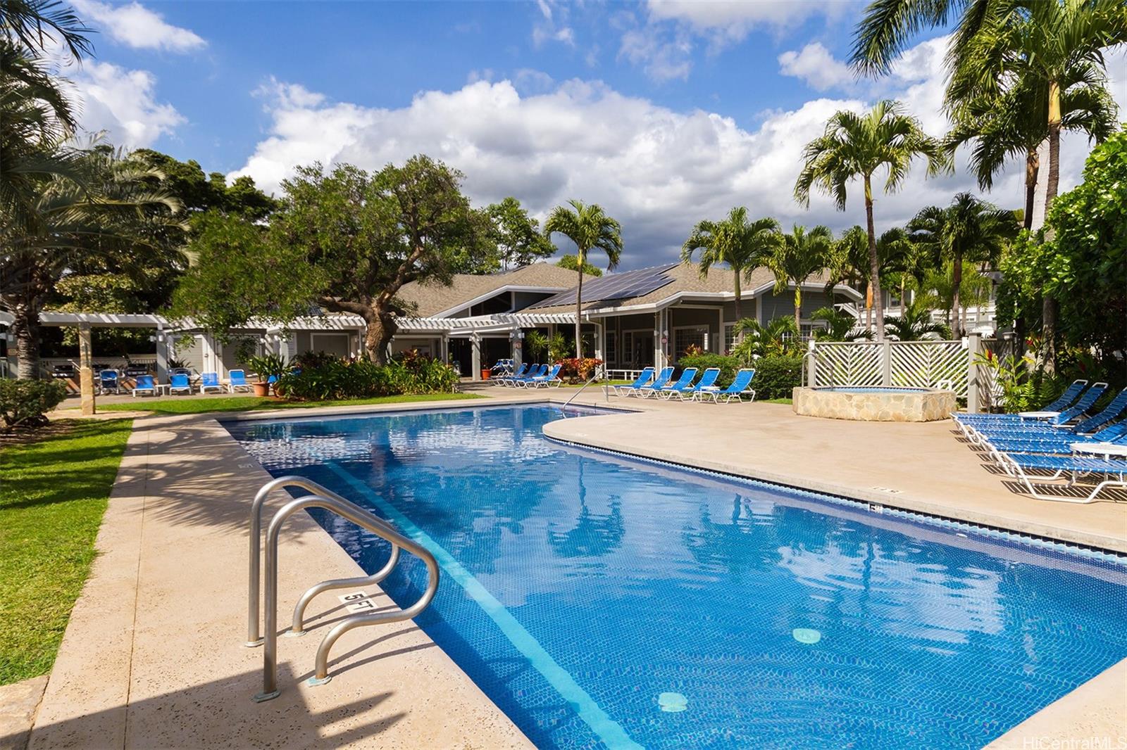 493 Mananai Pl Honolulu - Rental - photo 12 of 16