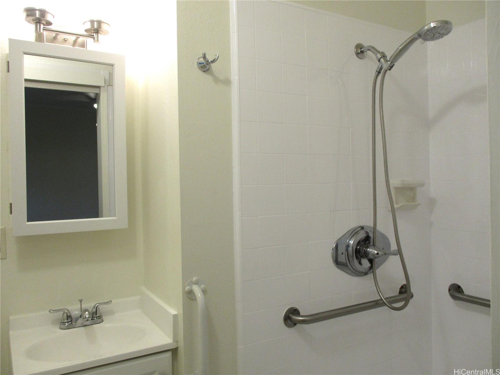 4940 Kilauea Ave Honolulu - Rental - photo 14 of 23