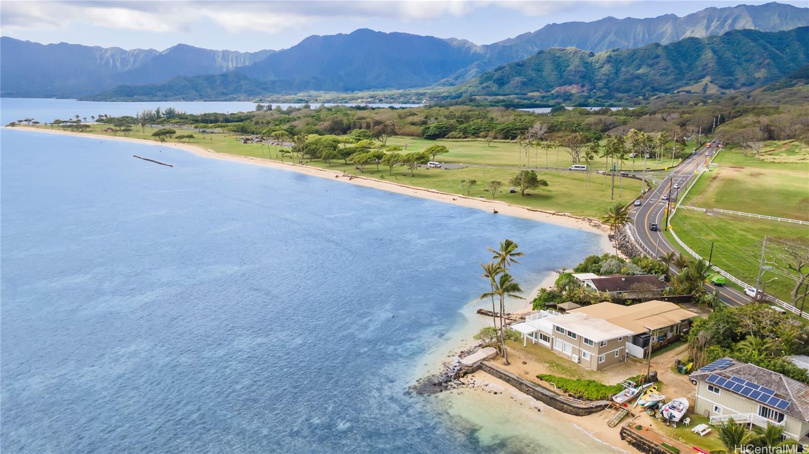 49-545  Kamehameha Hwy Kualoa Beach, Kaneohe home - photo 2 of 25