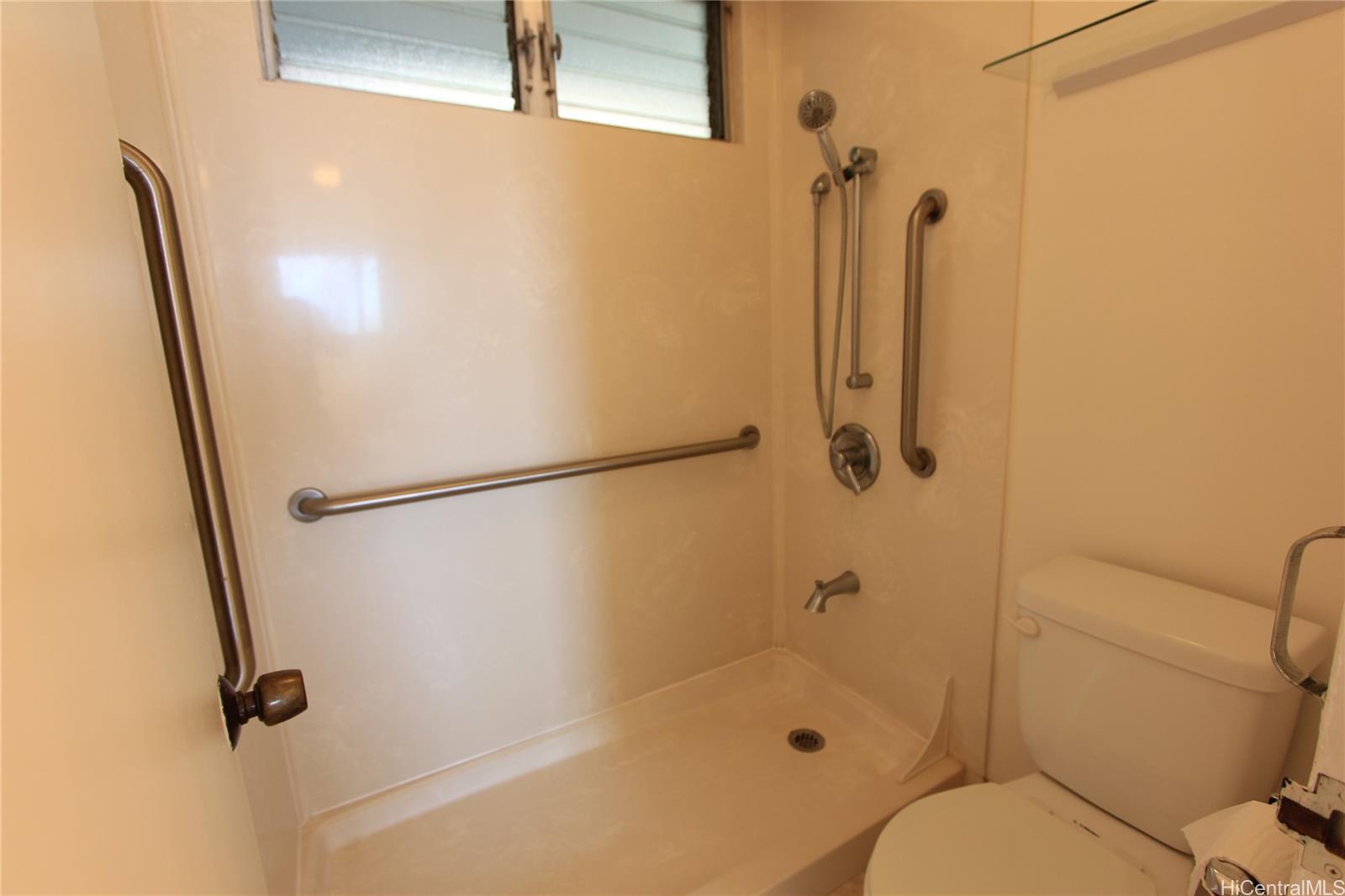 Waialae Gardens condo # 201, Honolulu, Hawaii - photo 12 of 17