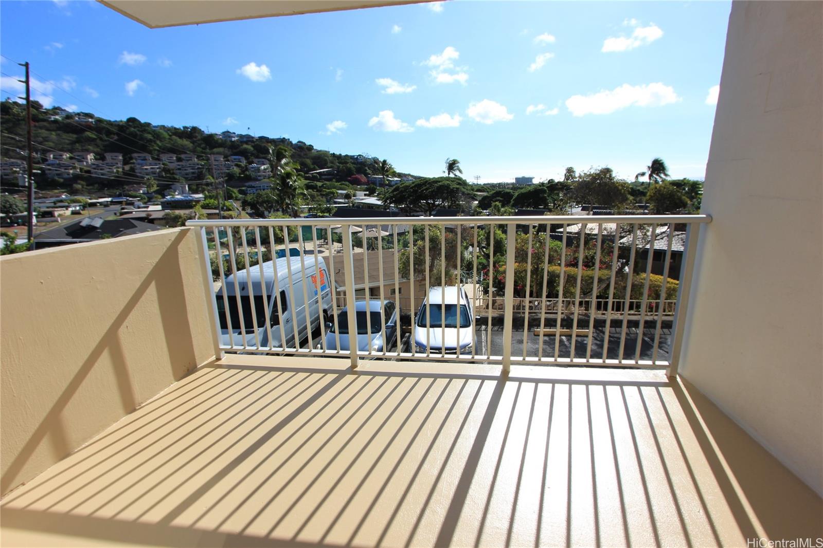 Waialae Gardens condo # 201, Honolulu, Hawaii - photo 13 of 17