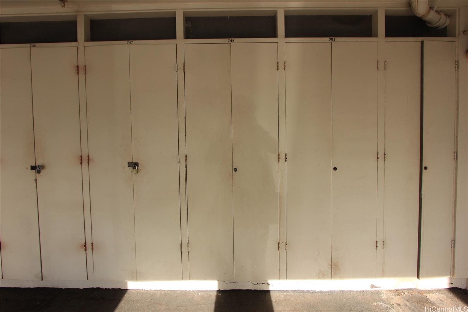 Waialae Gardens condo # 201, Honolulu, Hawaii - photo 15 of 17