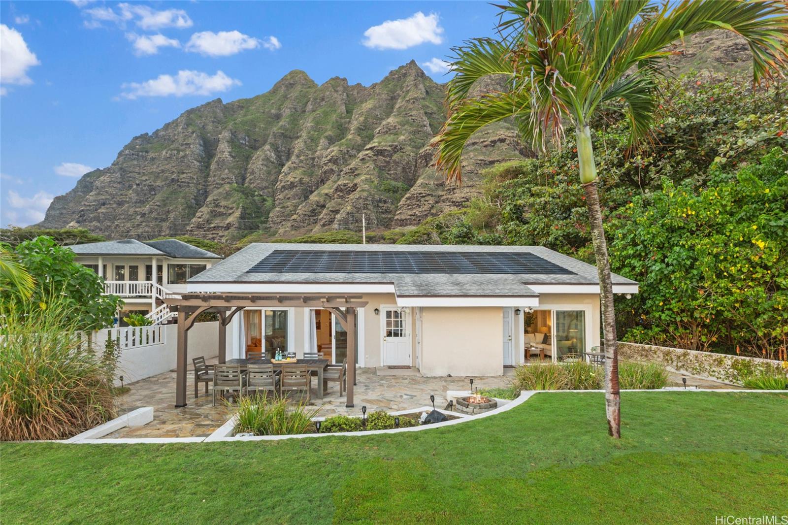 49-797  Kamehameha Hwy Kualoa Beach, Kaneohe home - photo 4 of 25