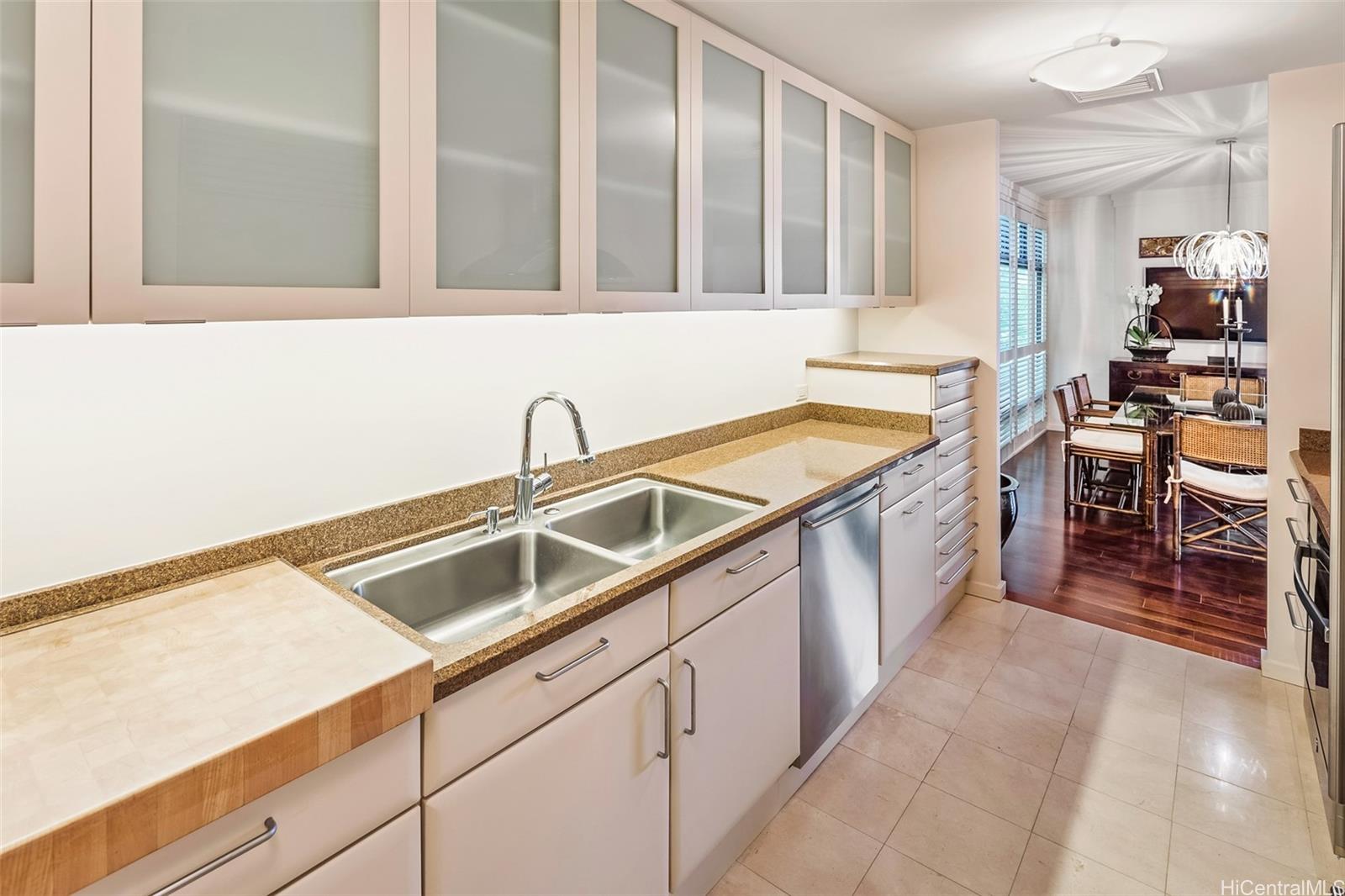 Kahala Beach condo # 101, Honolulu, Hawaii - photo 11 of 25