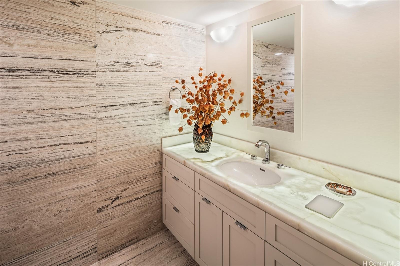 Kahala Beach condo # 101, Honolulu, Hawaii - photo 21 of 25