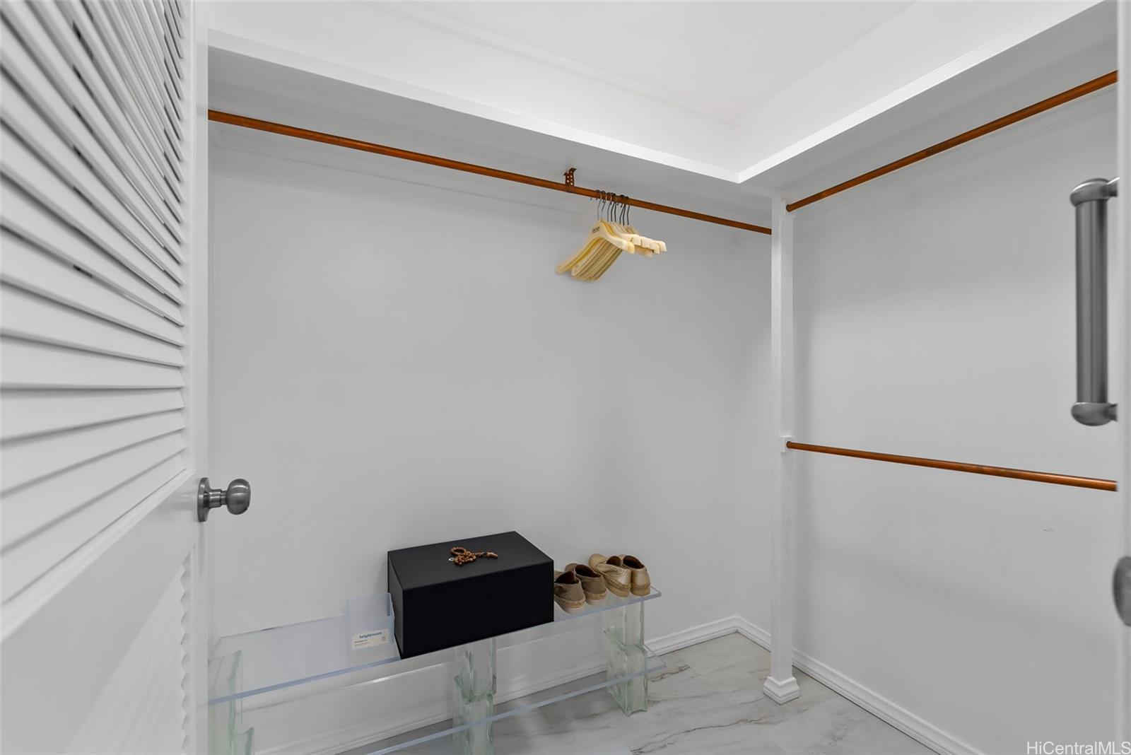 Kahala Beach condo # 1-127, Honolulu, Hawaii - photo 11 of 25