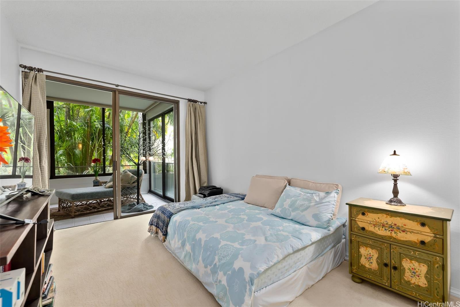 Kahala Beach condo # 2-127, Honolulu, Hawaii - photo 16 of 25