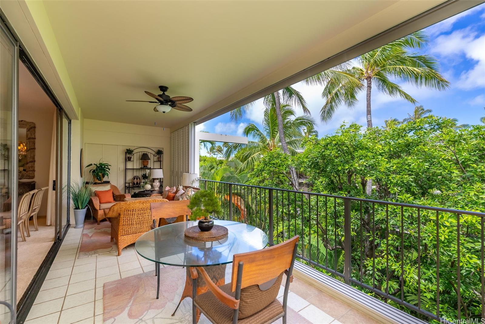 Kahala Beach condo # 2-424, Honolulu, Hawaii - photo 3 of 25