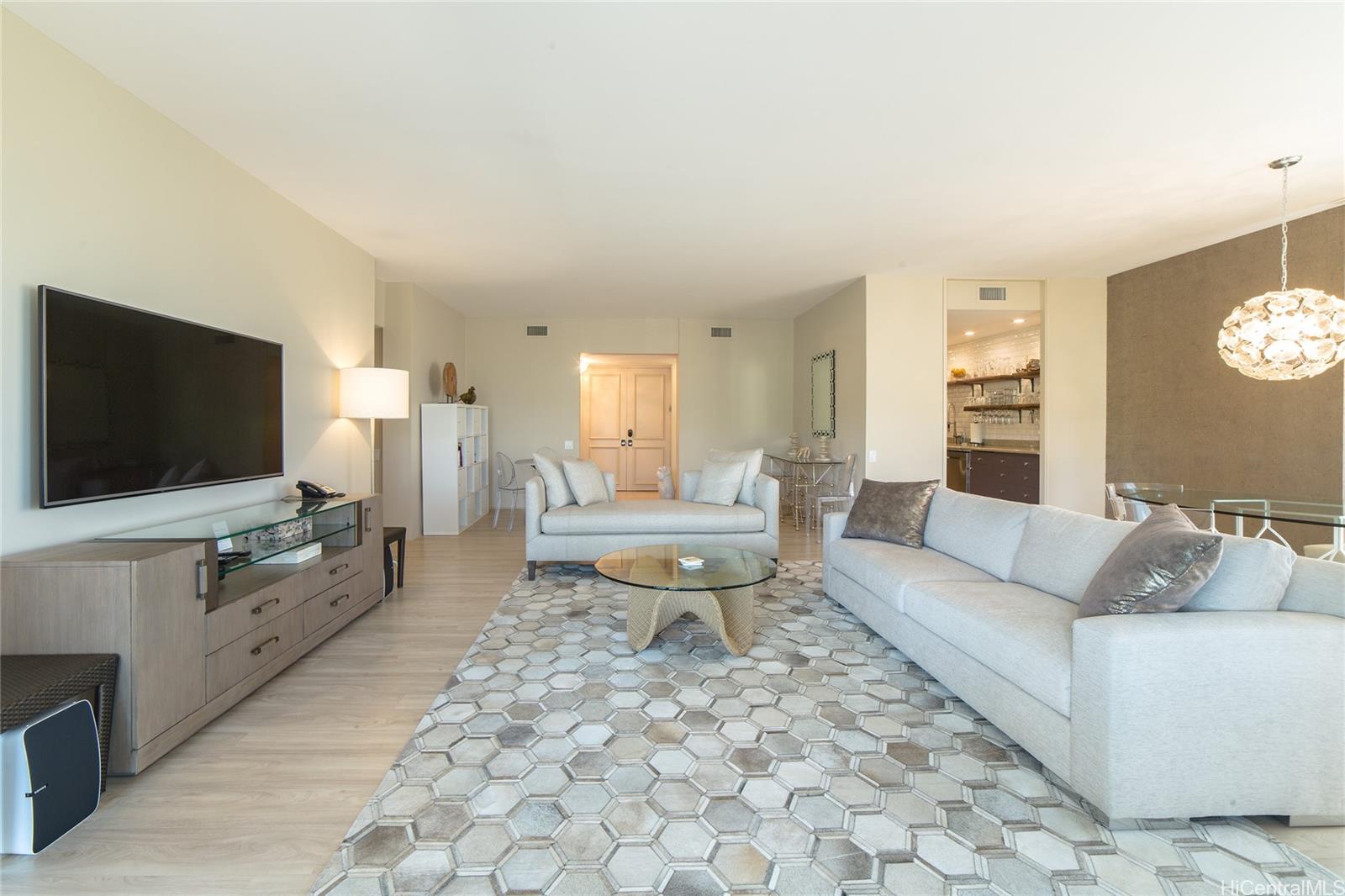 Kahala Beach 301, 4999 Kahala Ave, Honolulu Waialae G/c condo For sale