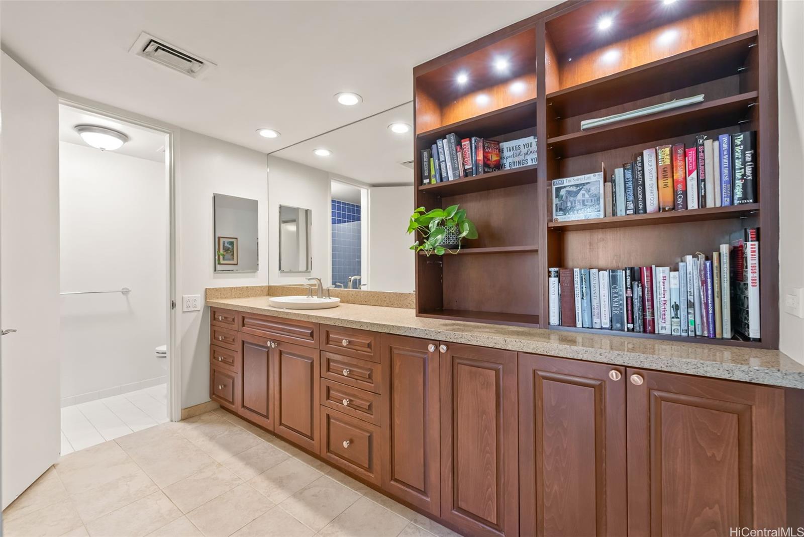 Kahala Beach condo # 308, Honolulu, Hawaii - photo 11 of 21