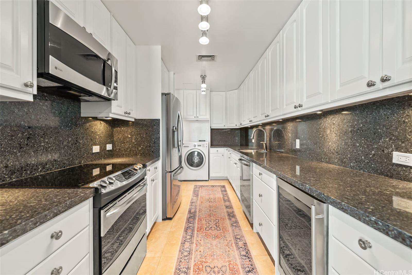 Kahala Beach condo # 308, Honolulu, Hawaii - photo 14 of 21