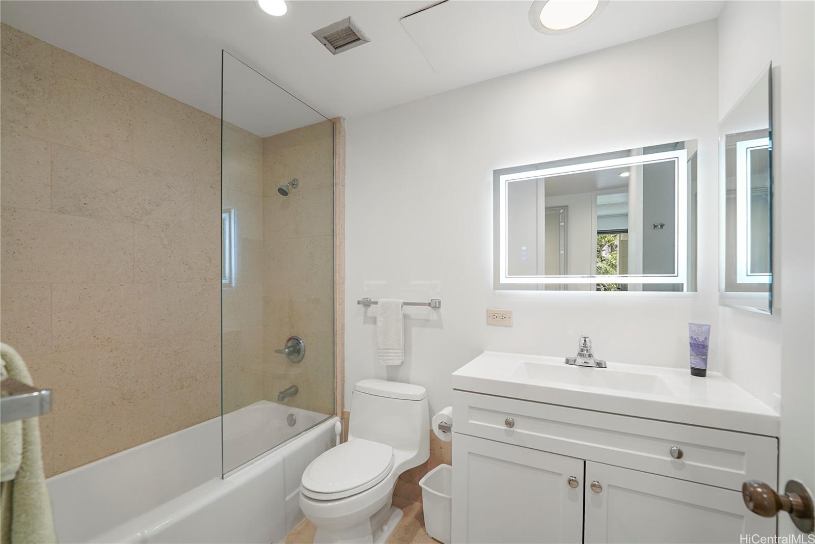 Kahala Beach condo # 324, Honolulu, Hawaii - photo 15 of 18
