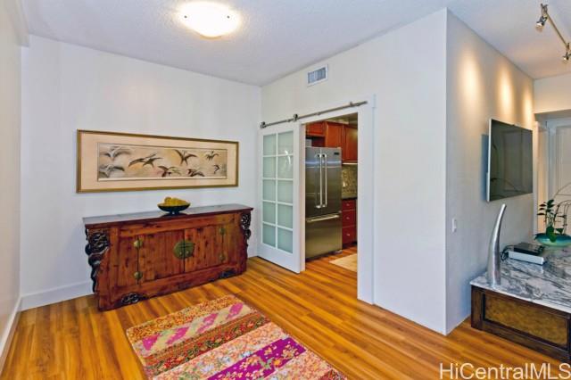 4999 Kahala Ave Honolulu - Rental - photo 3 of 13