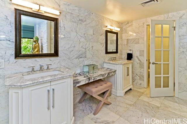 4999 Kahala Ave Honolulu - Rental - photo 10 of 13