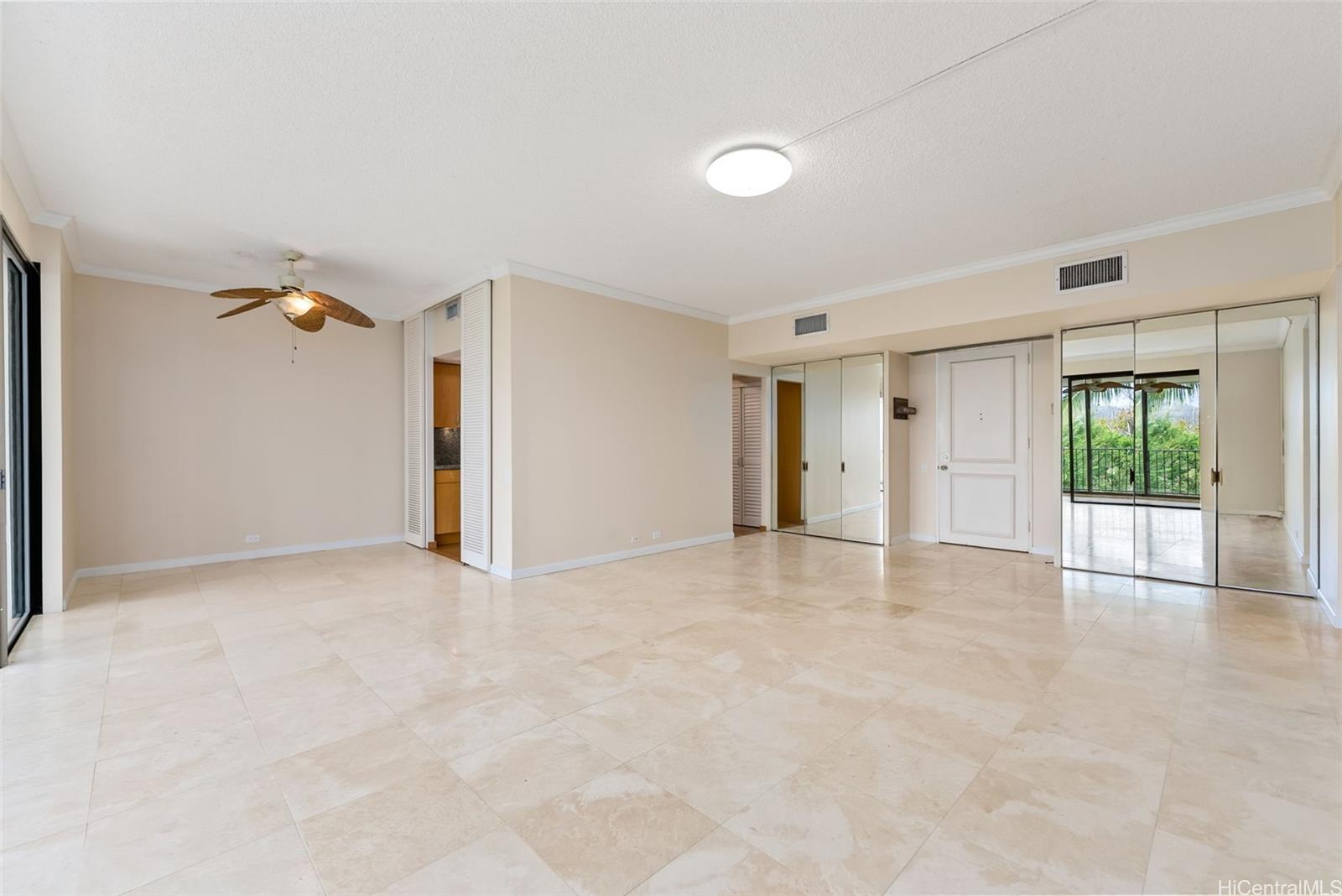 4999 Kahala Ave Honolulu - Rental - photo 4 of 22