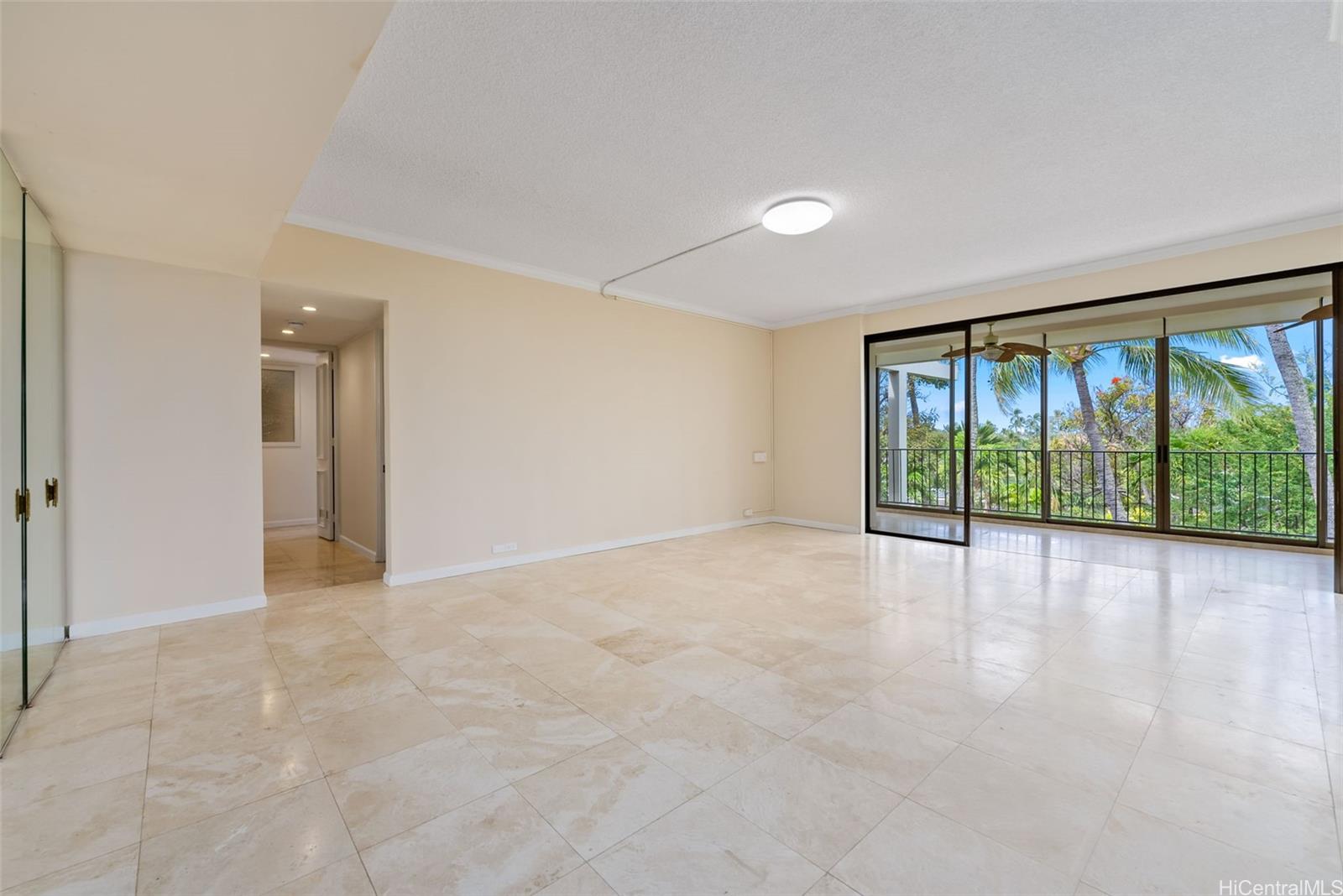 4999 Kahala Ave Honolulu - Rental - photo 6 of 22