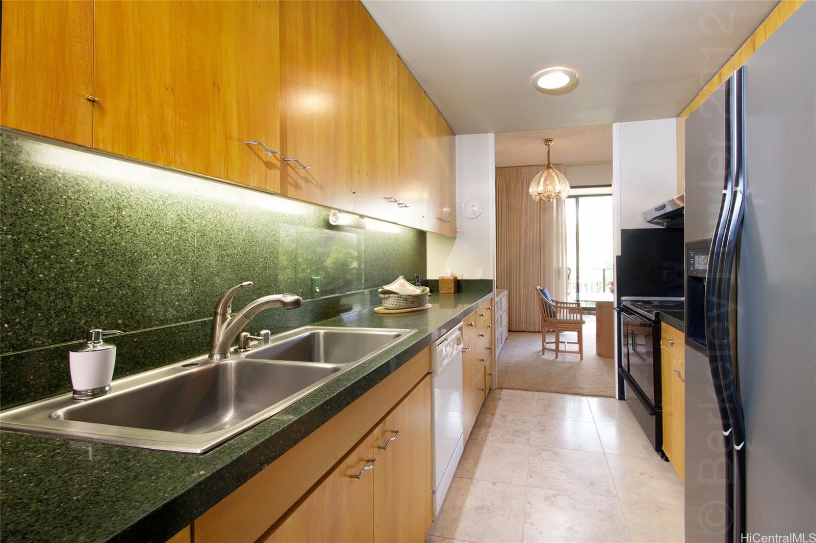 4999 Kahala Ave Honolulu - Rental - photo 5 of 19