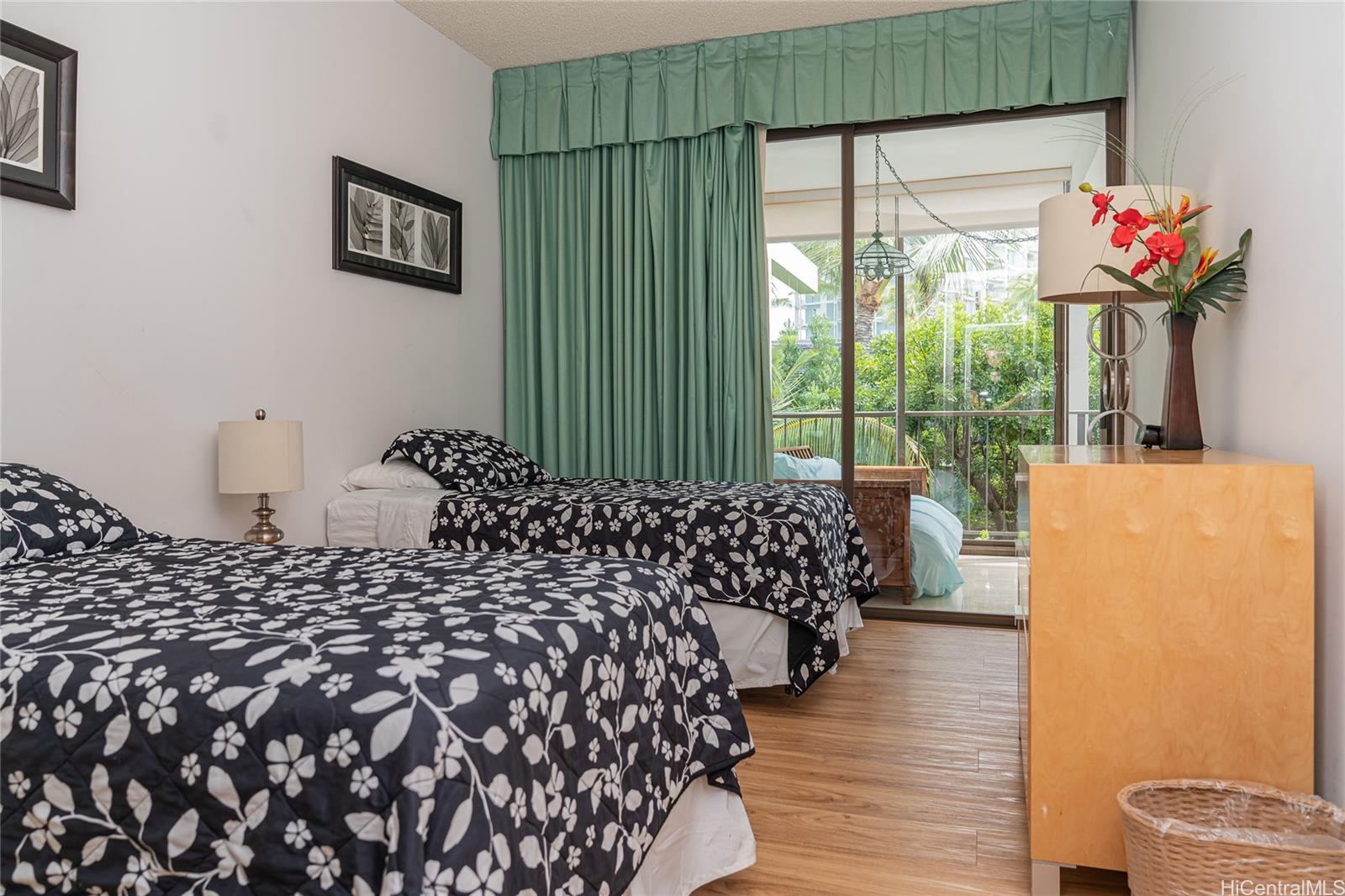 4999 Kahala Ave Honolulu - Rental - photo 13 of 19