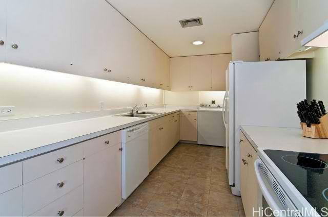 4999 Kahala Ave Honolulu - Rental - photo 12 of 19