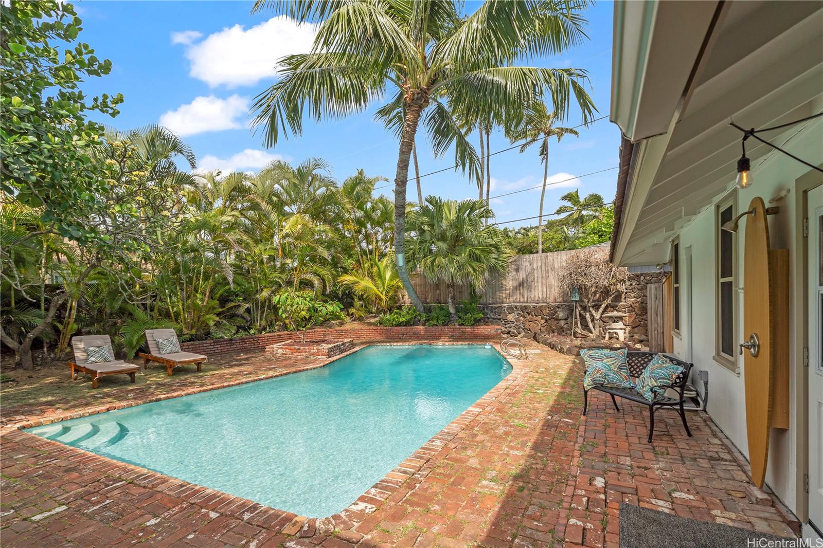 50  Kamani Kai Place Beachside, Kailua home - photo 4 of 25