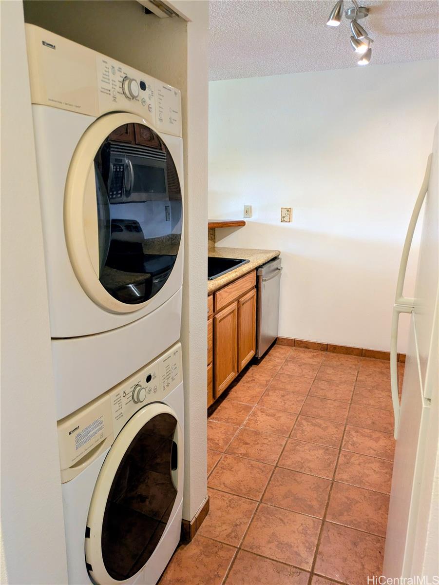 Ke Nani Kai condo # 103, Maunaloa, Hawaii - photo 11 of 25