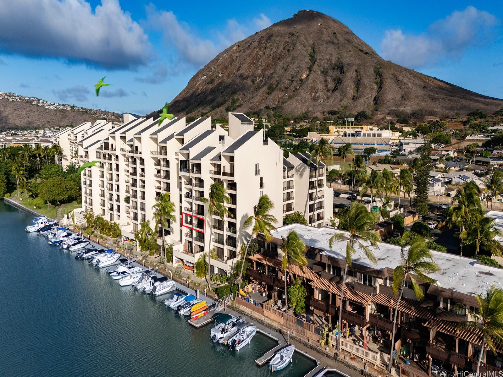 Esplanade condo # 13B, Honolulu, Hawaii - photo 4 of 17