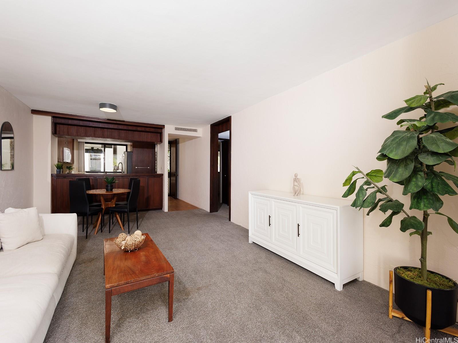 Esplanade condo # 13B, Honolulu, Hawaii - photo 5 of 17