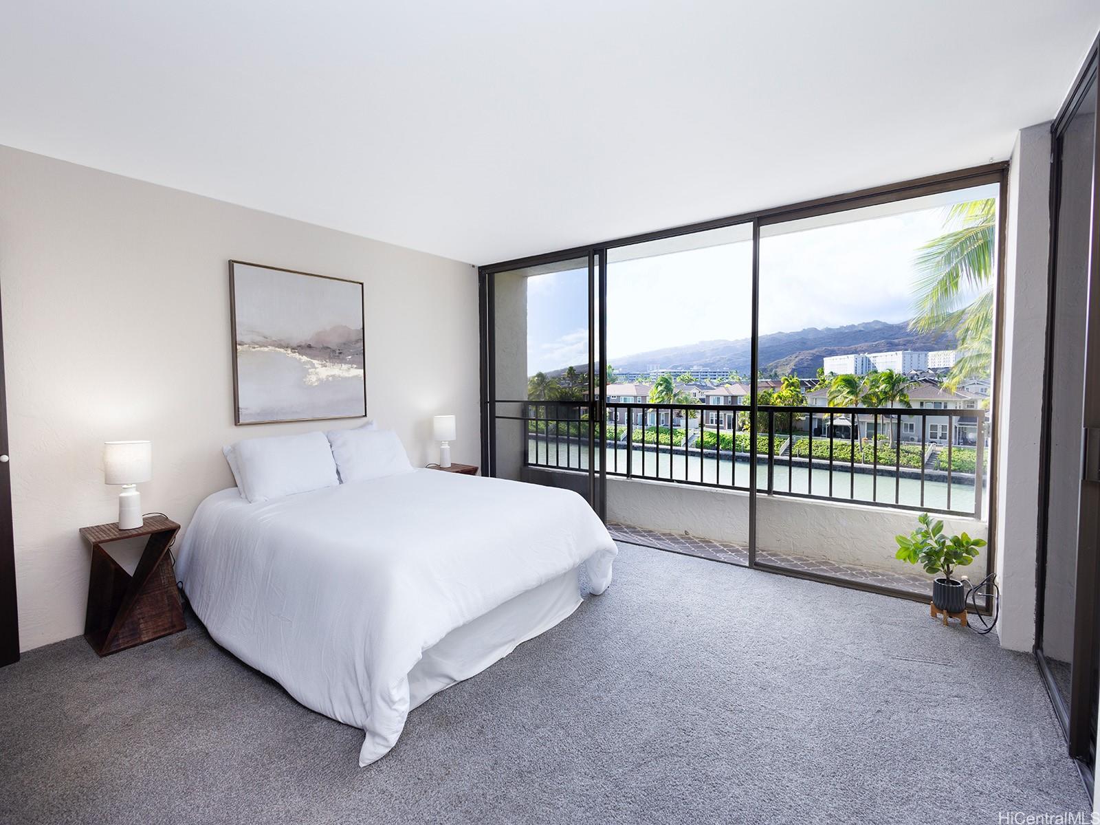 Esplanade condo # 13B, Honolulu, Hawaii - photo 8 of 17