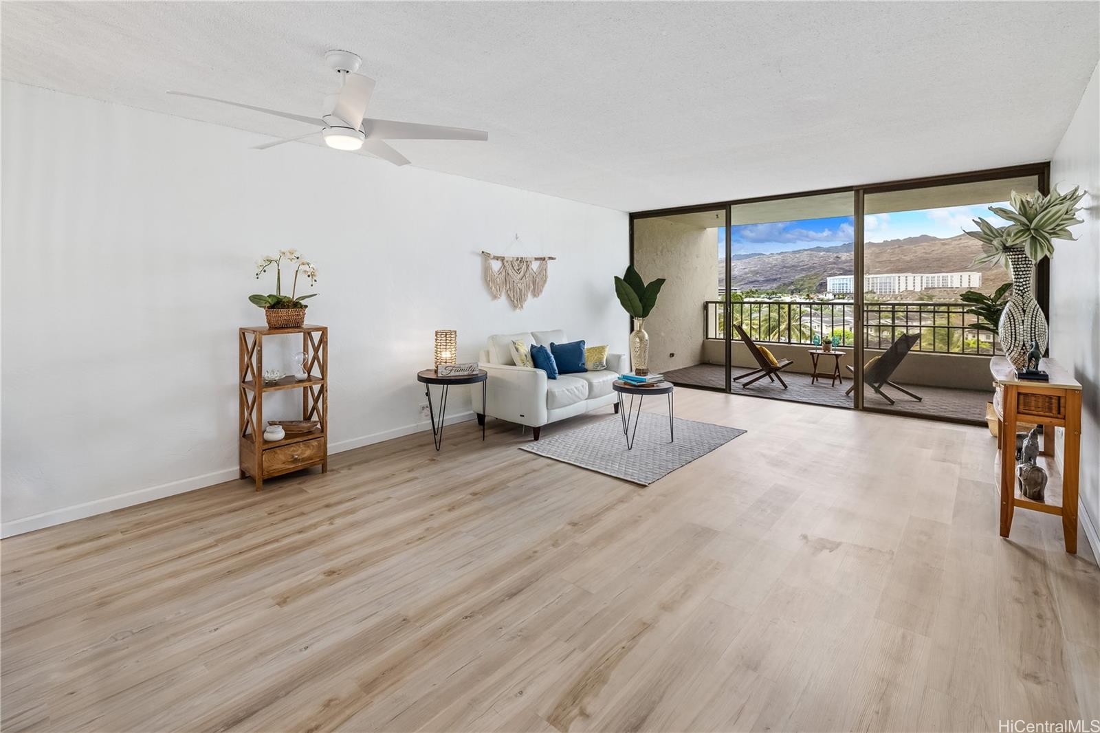 Esplanade condo # 16G, Honolulu, Hawaii - photo 5 of 25