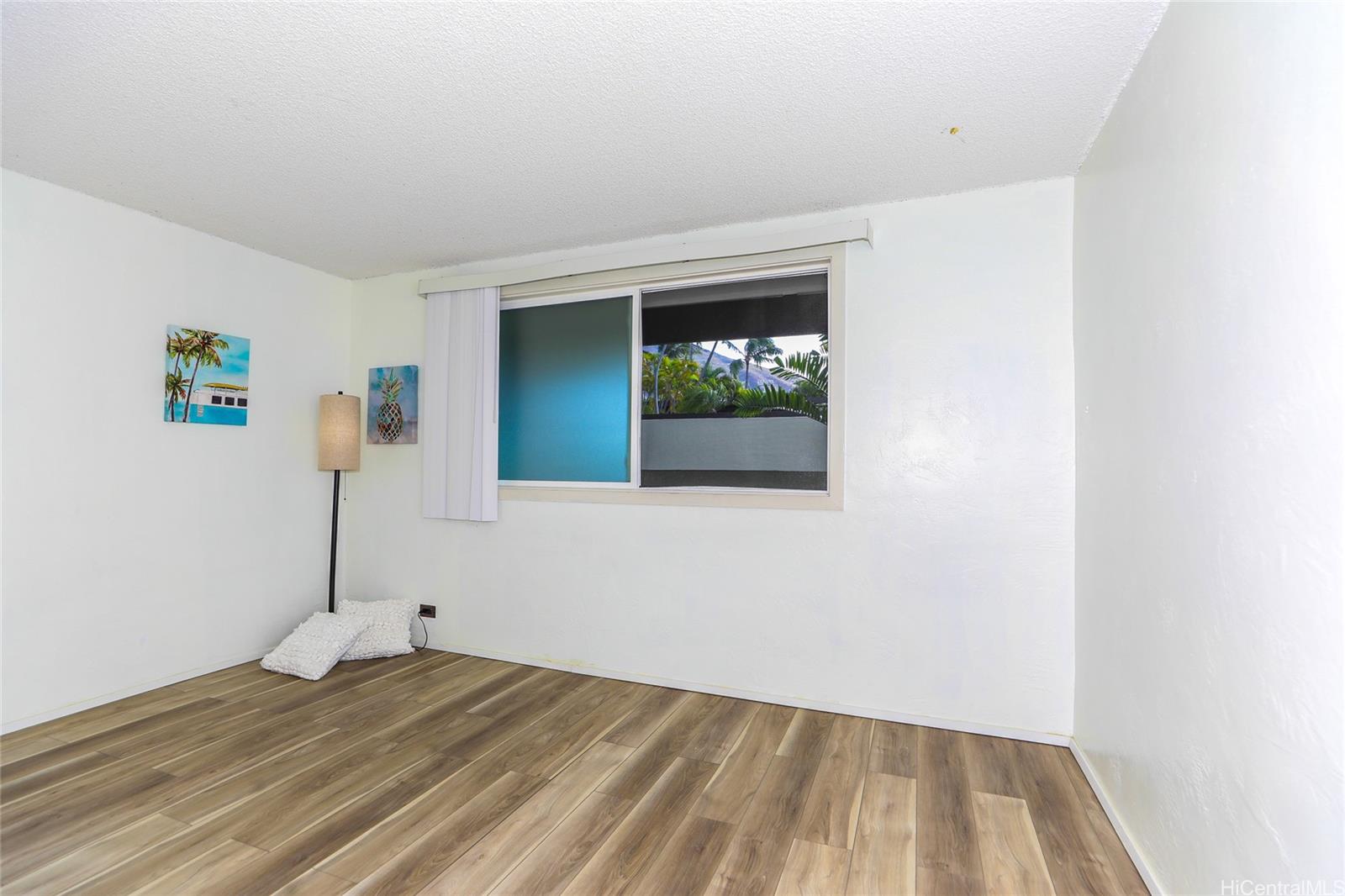 Esplanade condo # 22H, Honolulu, Hawaii - photo 13 of 25