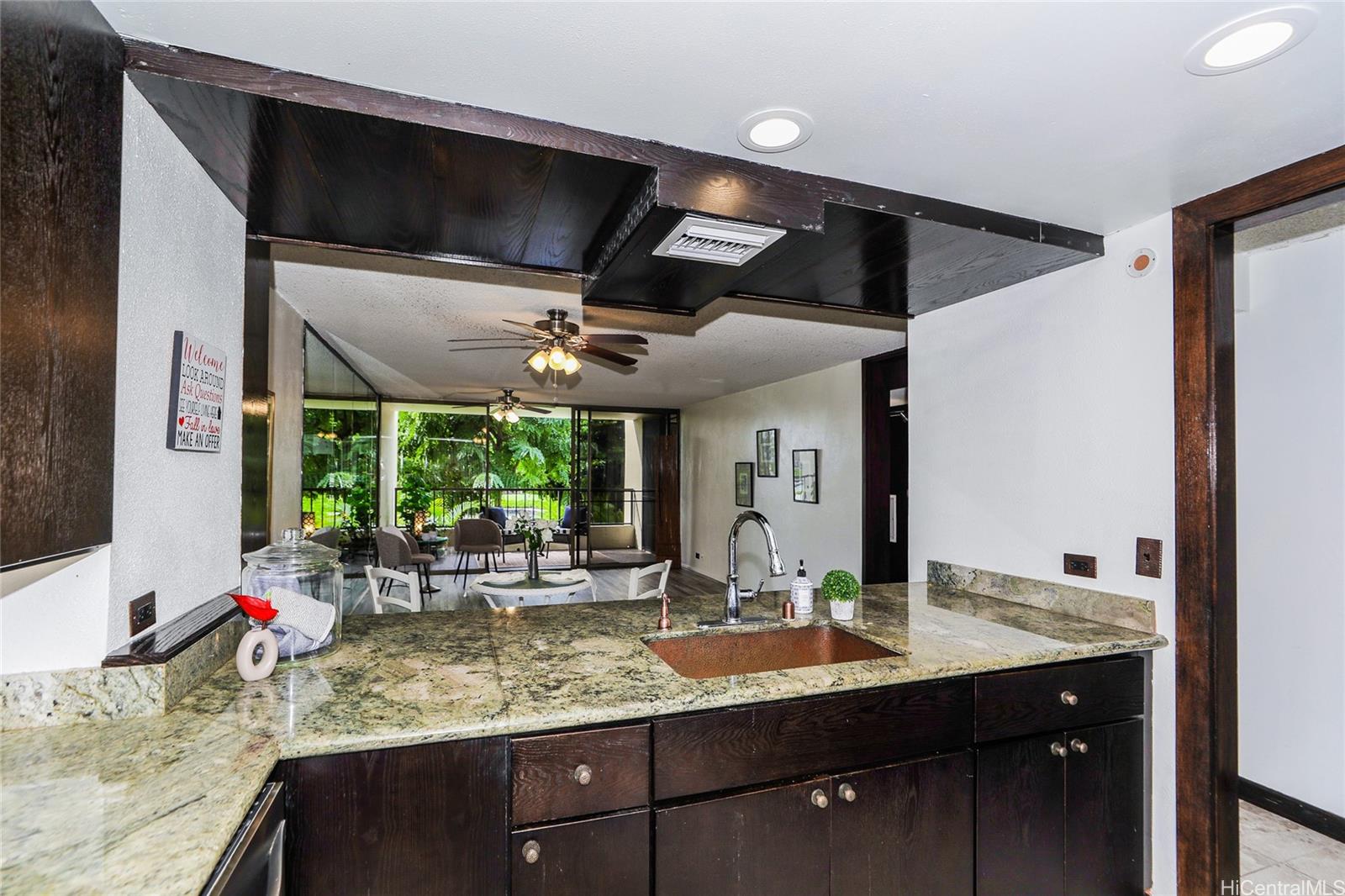 Esplanade condo # 22H, Honolulu, Hawaii - photo 5 of 25